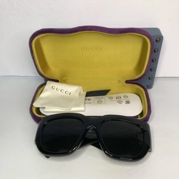 New 100% Authentic Gucci Grey Square Ladies Sunglasses GG1545S 001 - Picture 9 of 11